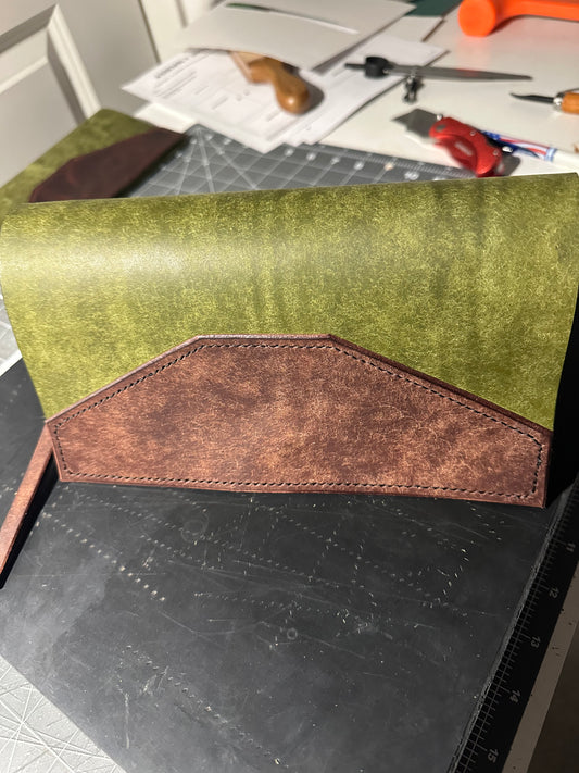 The "Hold Me Tight" Clutch